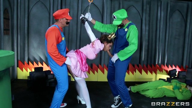 Busty Princess is being drilled by two Super Mario Brothers